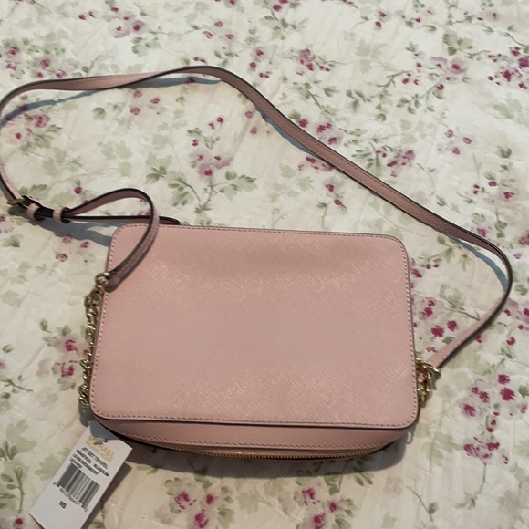 💞👛NWT Michael Kors light pink purse 💞👛 - Picture 4 of 5